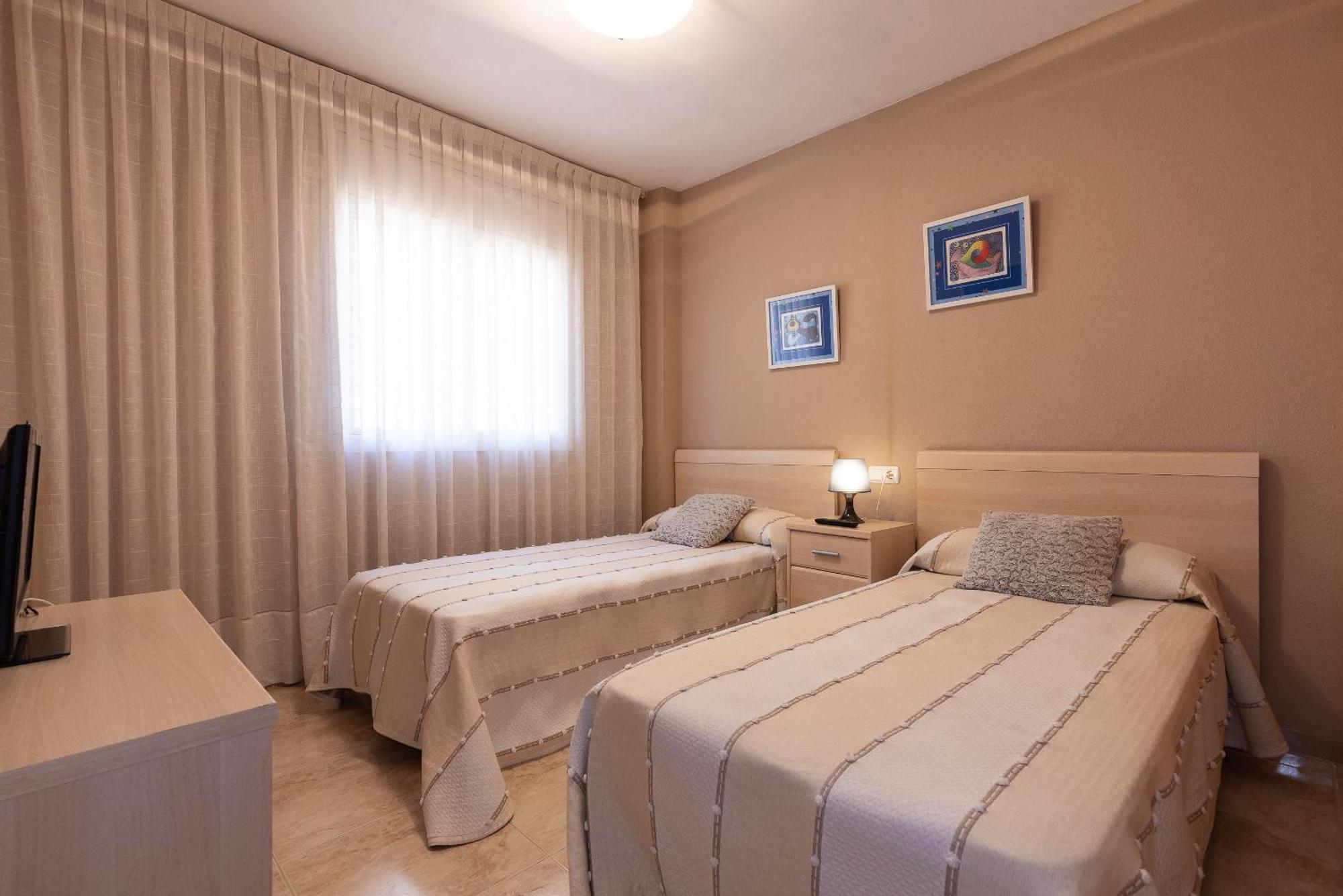 Uhc Golden Pineda Apartments Ла-Пінеда Екстер'єр фото